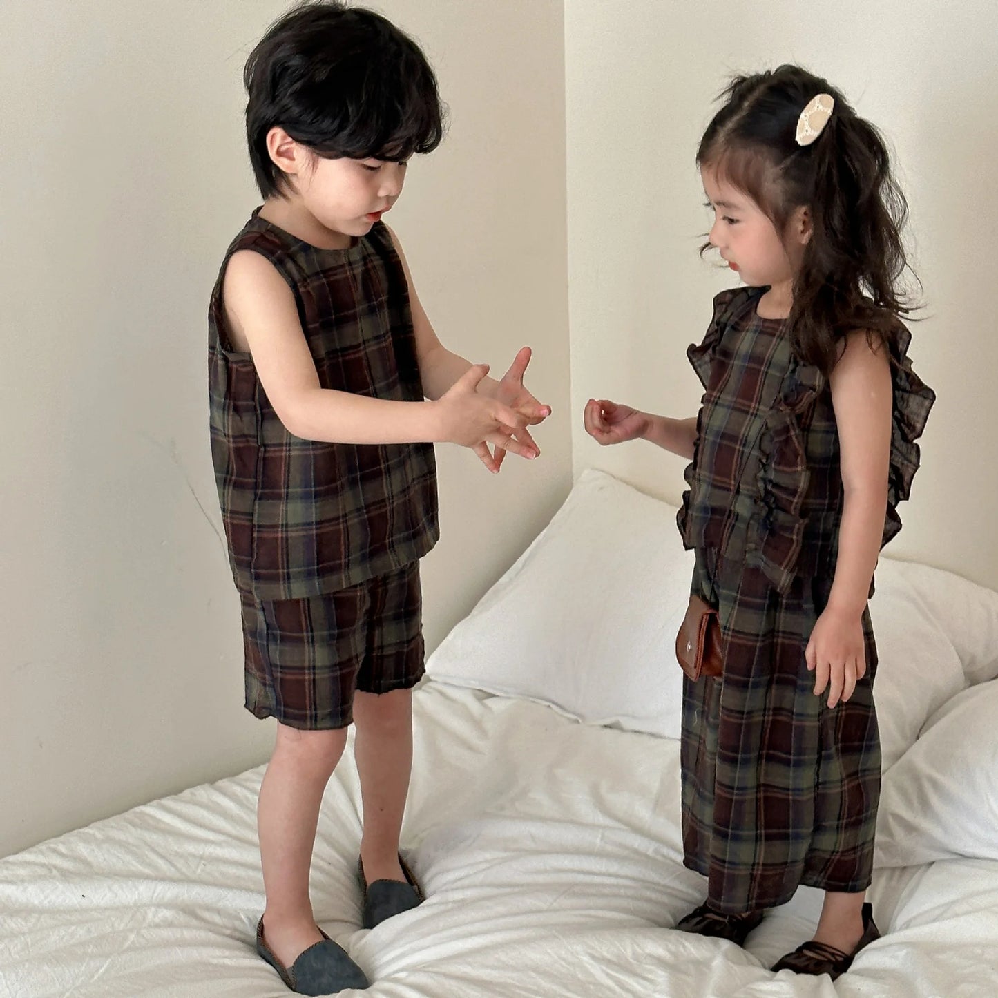 Family Outfits Summer Boys O-neck Vest and Plaid Shorts Girls Ruffle Tops+Loose Wide Leg Pants Brother and Sisters Clothing