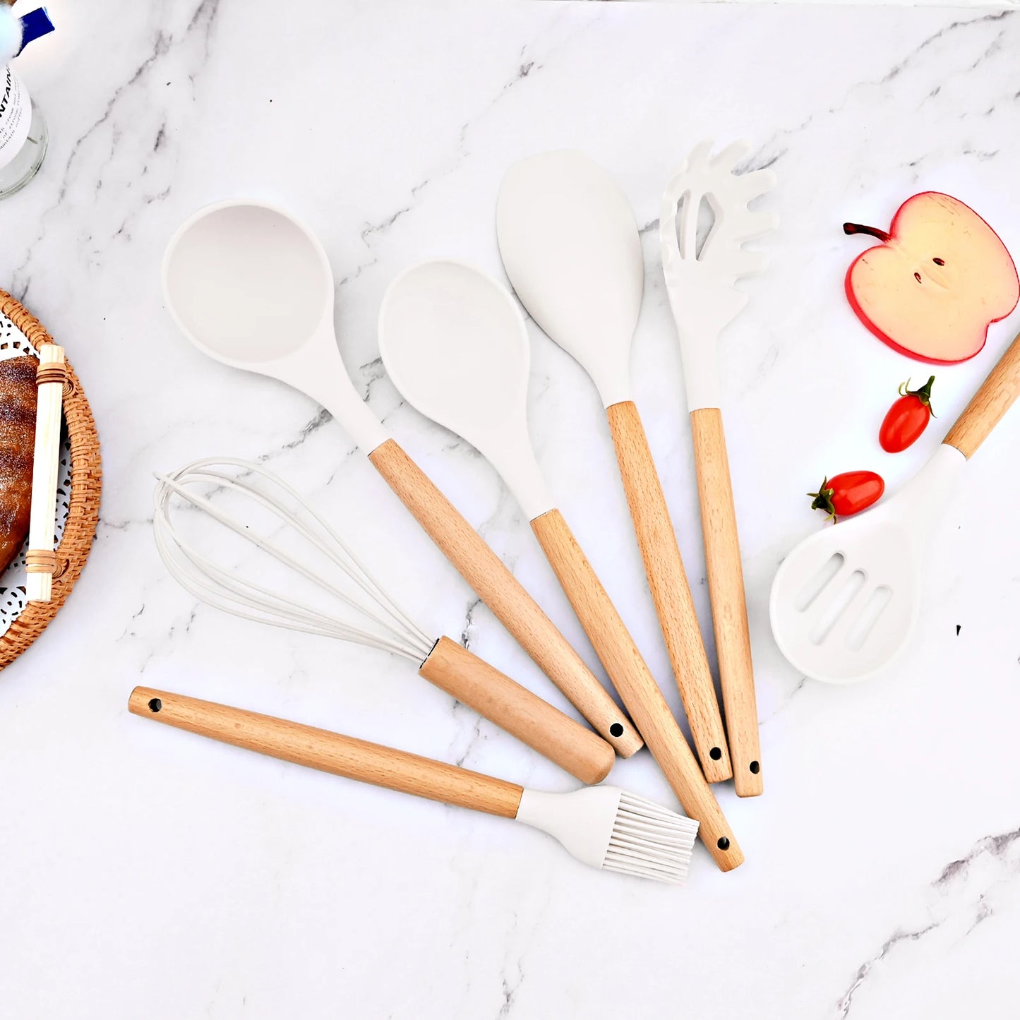 Silicone Kitchenware Cooking Utensils Set Non-stick Cookware Spatula Shovel Egg Beaters Wooden Handle Kitchen Cooking Tool Set