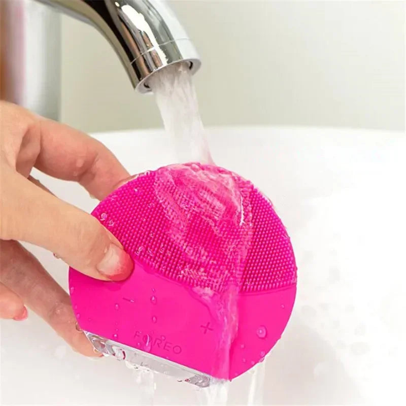 luna mini2 facial silicone facial cleansing brush,foreoing real LOGO, USB charging, waterproof, level 8