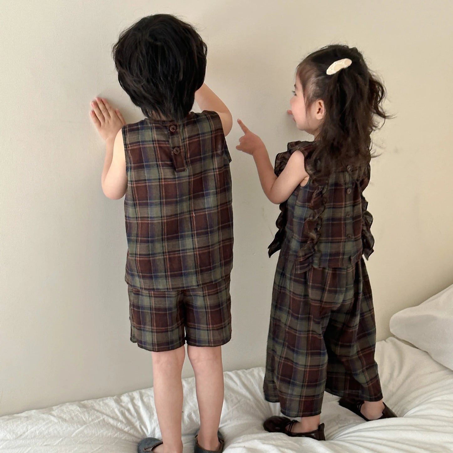 Family Outfits Summer Boys O-neck Vest and Plaid Shorts Girls Ruffle Tops+Loose Wide Leg Pants Brother and Sisters Clothing